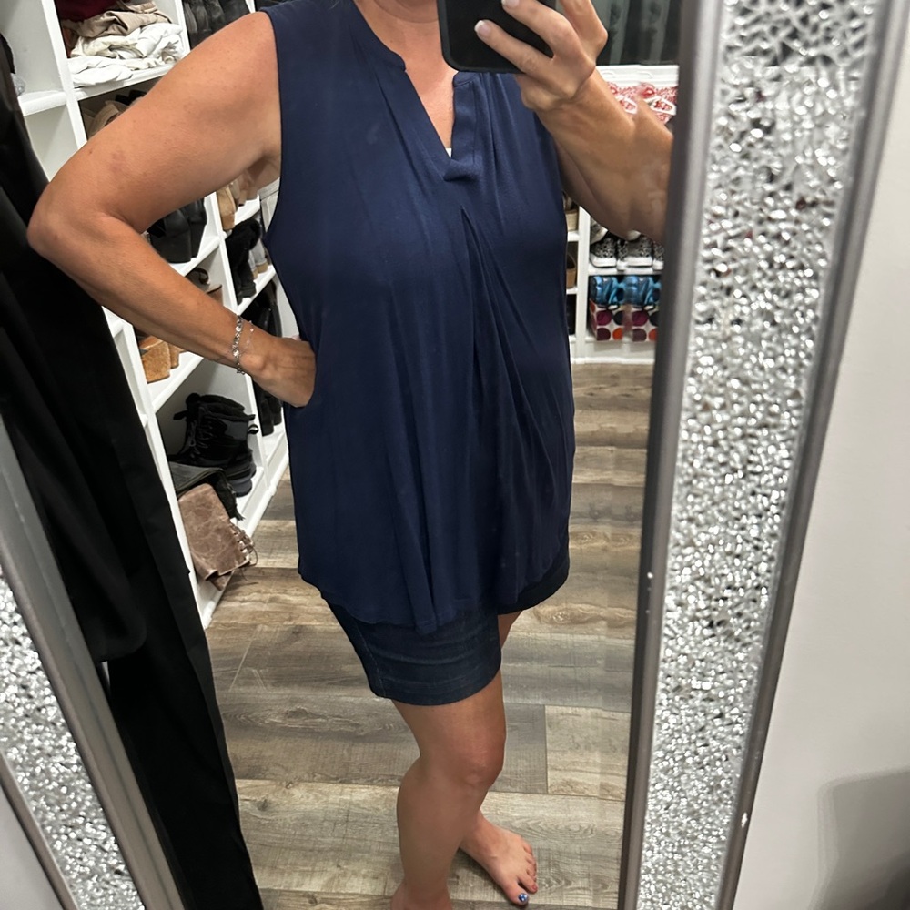 Navy Sleeveless Blouse Vneck tunic xl
